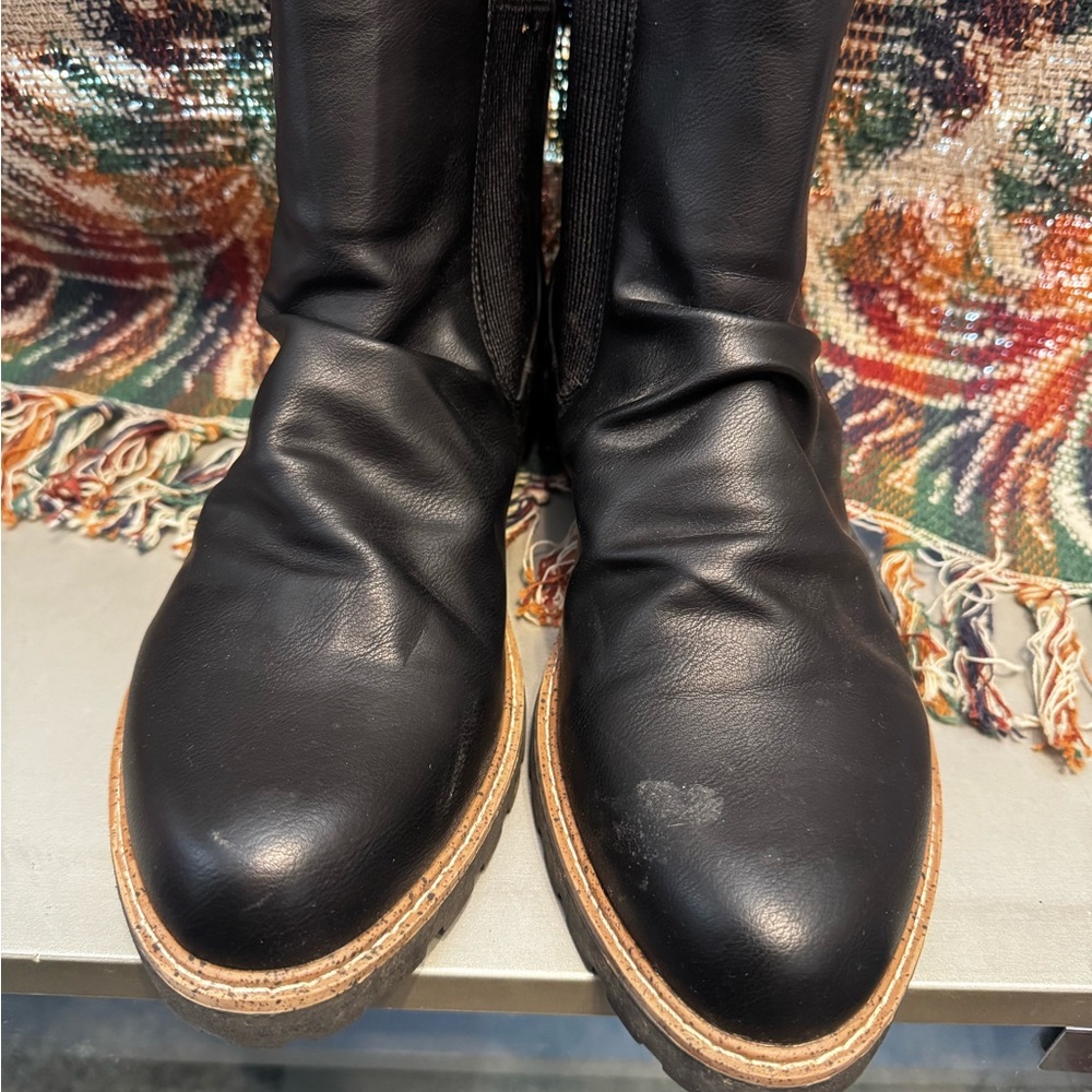 EUC Women's Blowfish Black Ankle Boots Size 11 - Picture 3 of 9